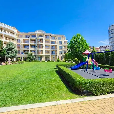 Apartment Royal Bay Alex